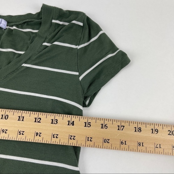 Juniper Ln Maternity Tshirt Womens Small Green White Striped Cinched Sides - Picture 7 of 9